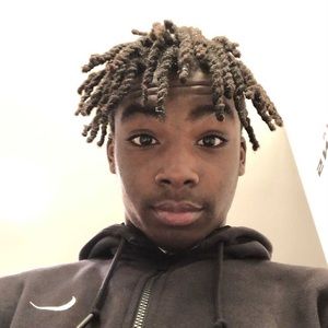 Meet your Posher, Clint